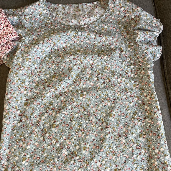 Women’s SHEIN short sleeve tops, size medium. Excellent condition! - Picture 3 of 5